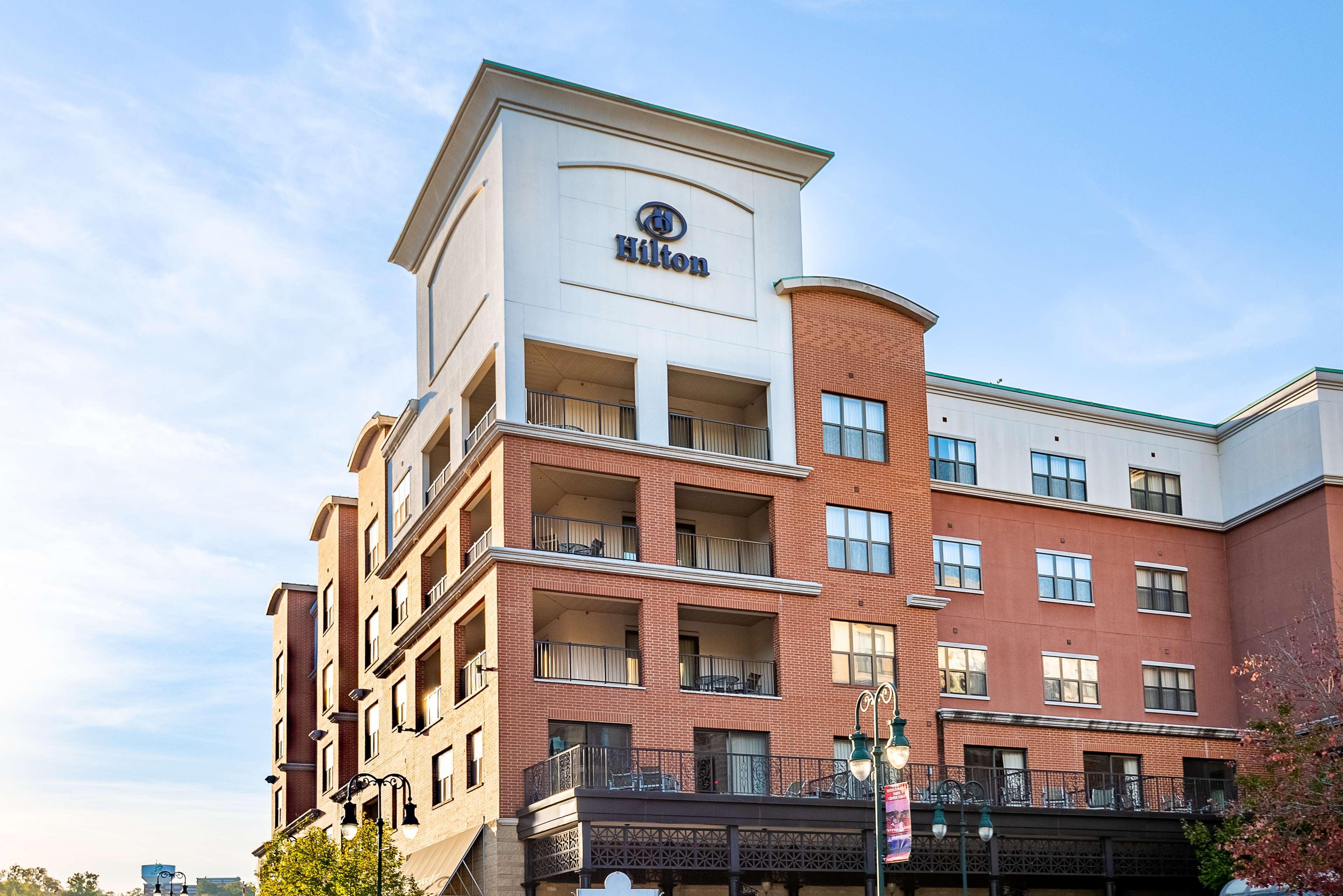 Hotel Hilton Promenade Branson Landing Exterior foto